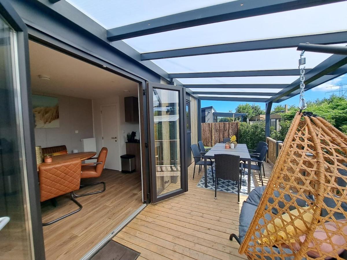 Luxe Chalet Met Veranda En Tuin , Nabij Zwembad Vp006 Heinkenszand Extérieur photo